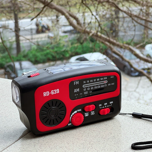 Solar Hand Crank Emergency Radio RD-639 — AM/FM/SOS with Flashlight